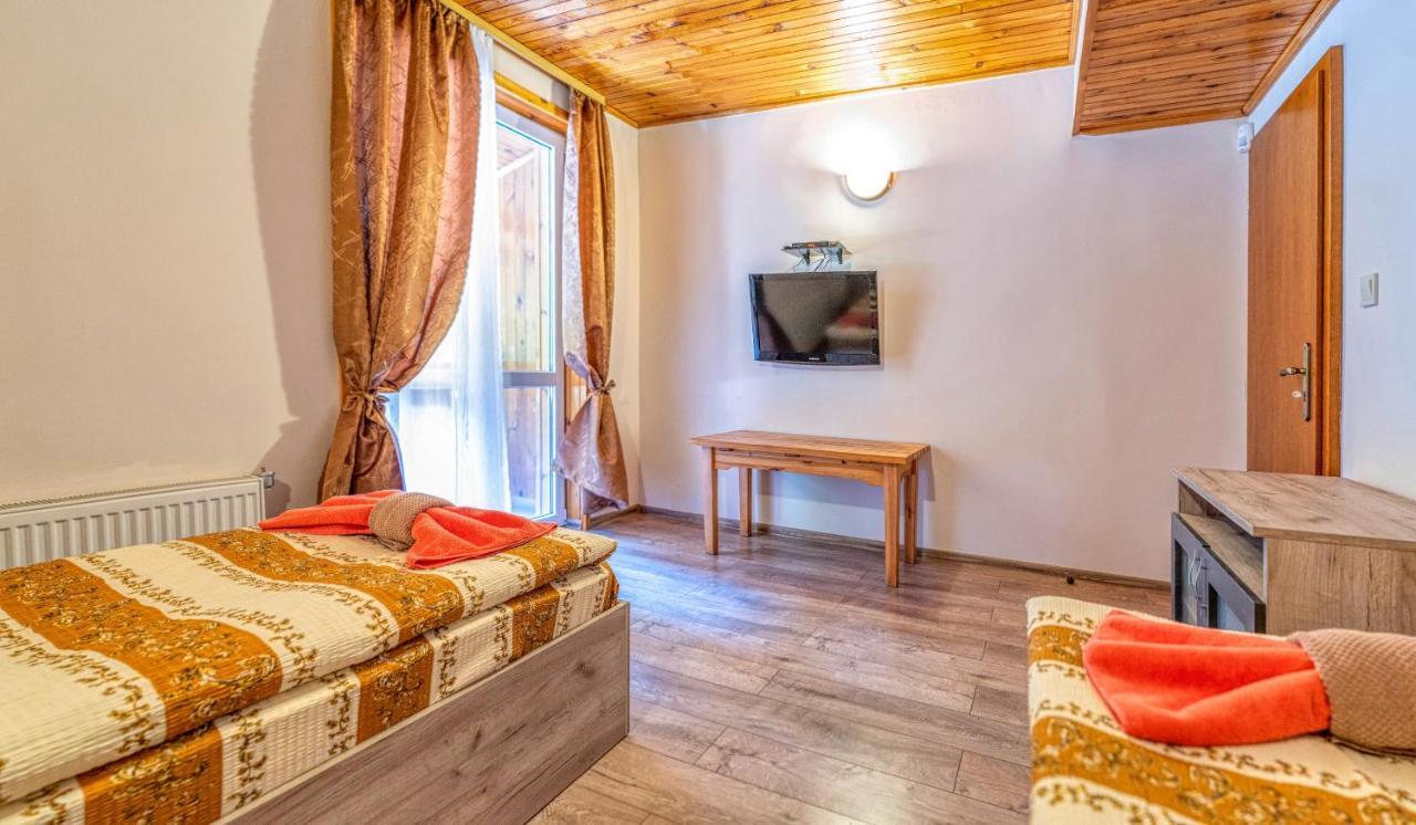 Крушун - Единствена На Метри От Водопадите, Krushun - The Only Stay Just Meters From The Waterfalls 크루슈나 외부 사진