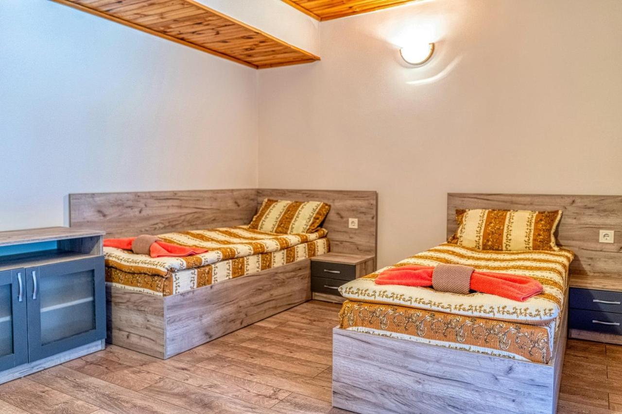 Крушун - Единствена На Метри От Водопадите, Krushun - The Only Stay Just Meters From The Waterfalls 크루슈나 외부 사진